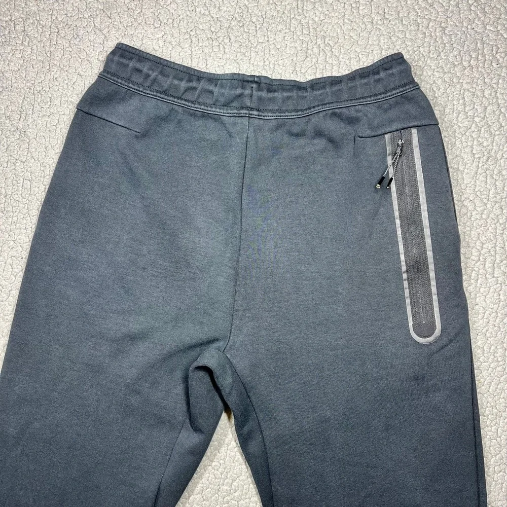Nike Sportswear Tech Fleece Joggers Mens Medium Black Sweatpants CU4495-010